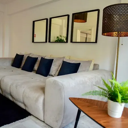 Eric Apartment-2